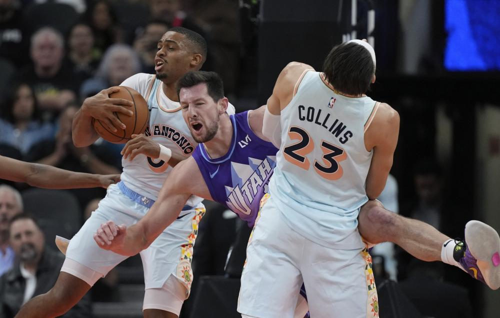 抢球的小插 抢球的小插