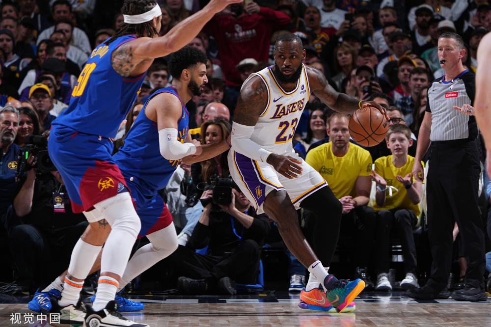 四川女篮以 四川女篮以